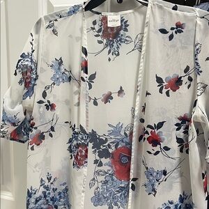 Kaileigh Floral Print Top with Red and Blue Accents